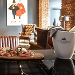 Apartman Ar Prestige Penthouse - Tribeca Loft *
