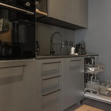 Ar Prestige Penthouse - Tribeca Loft