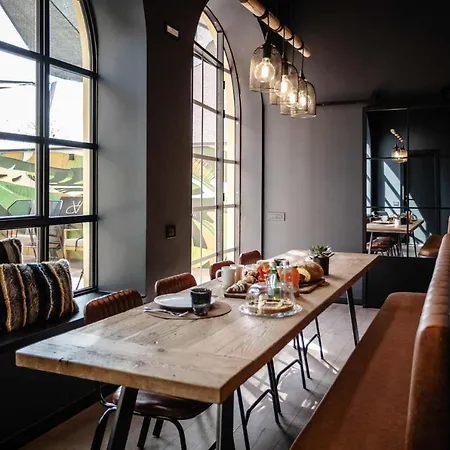 Ar Prestige Penthouse - Tribeca Loft